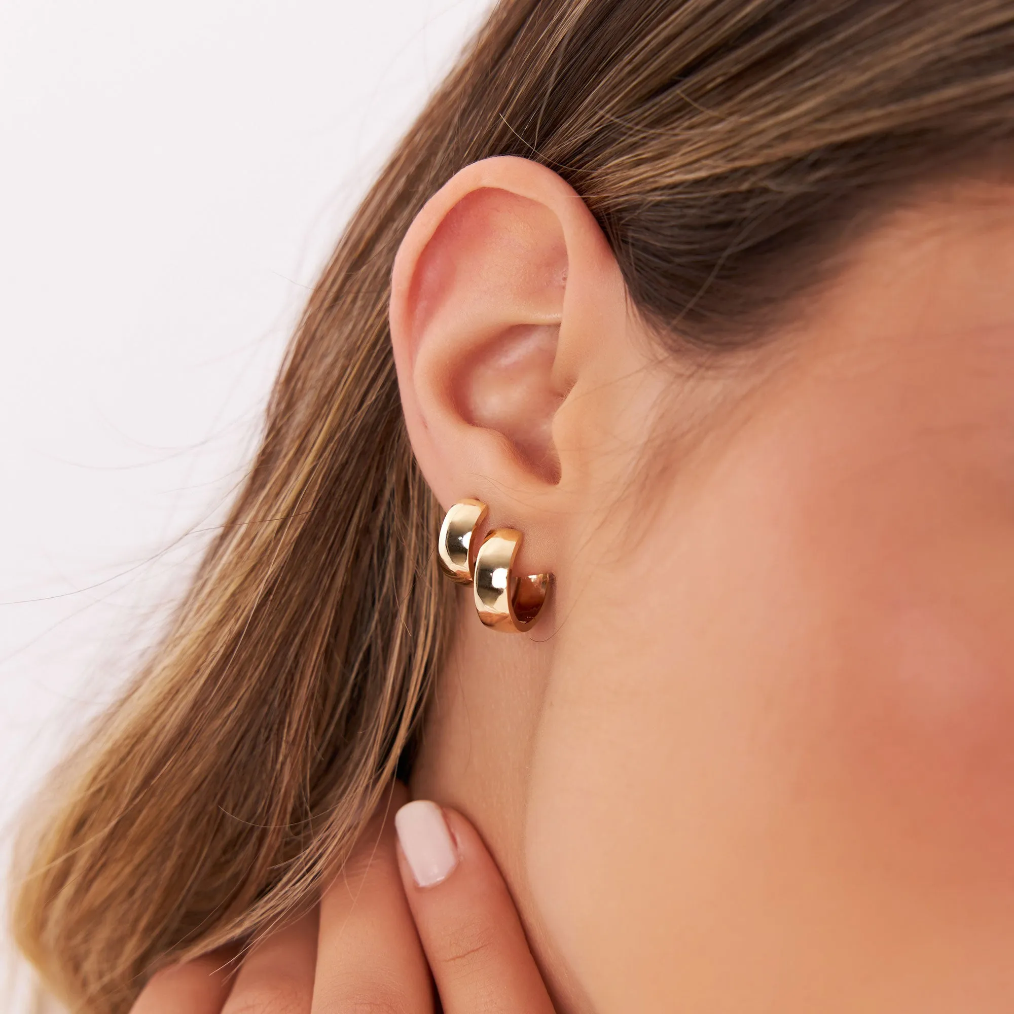 15mm Chunky Gold Huggies - Image 6
