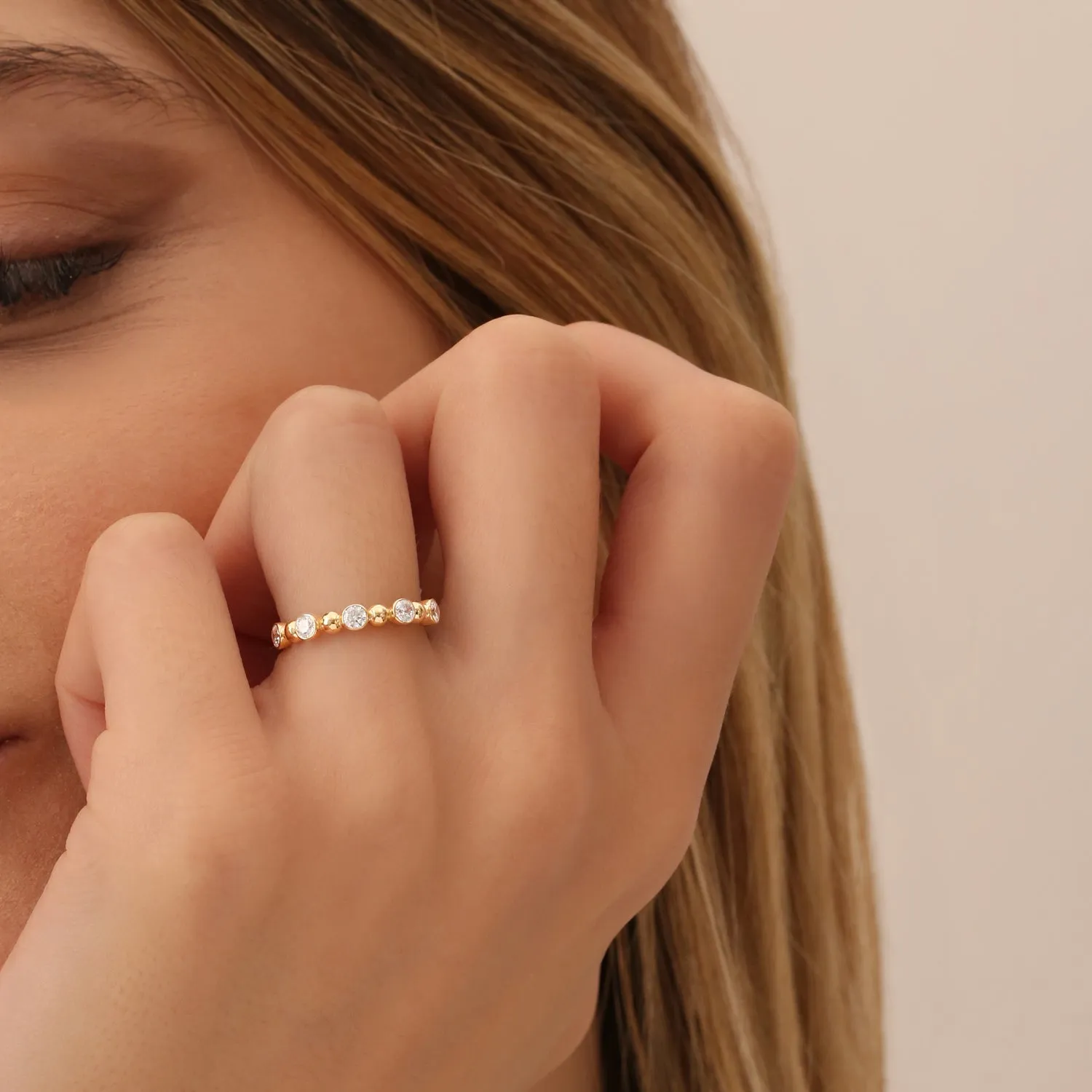 Alternating Beads Bezel Setting Diamond Ring - Image 8