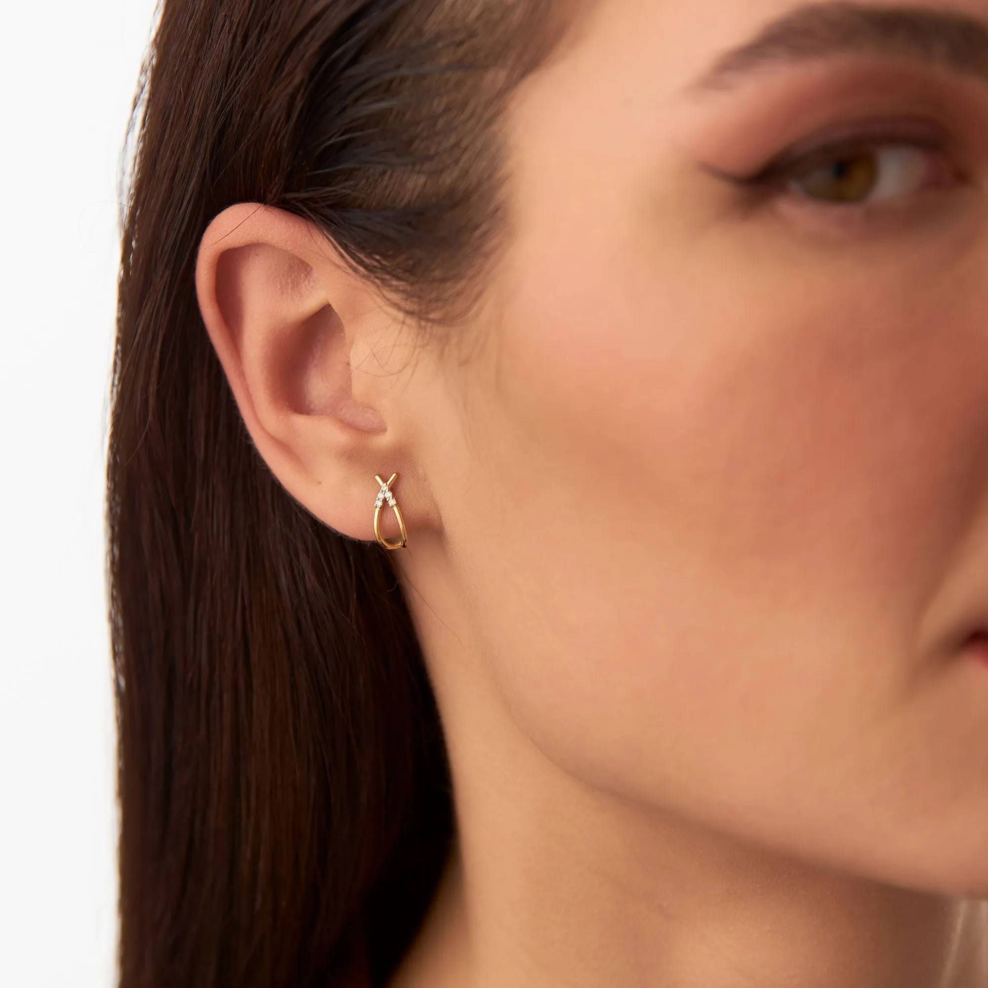 Criss Cross Half Hoop Diamond Stud - Image 3