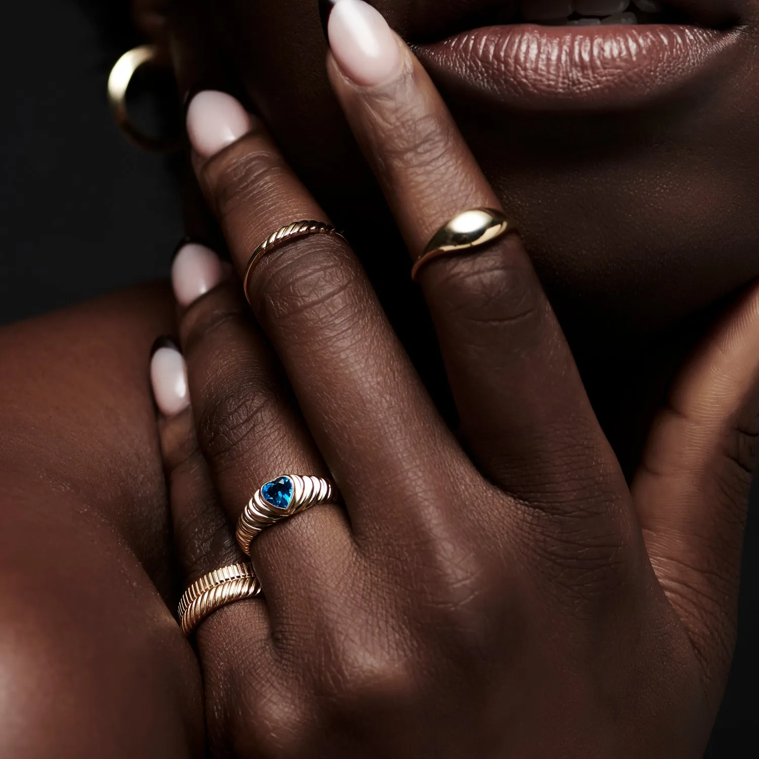 Heart Shape Blue Topaz Beveled Ring - Image 6