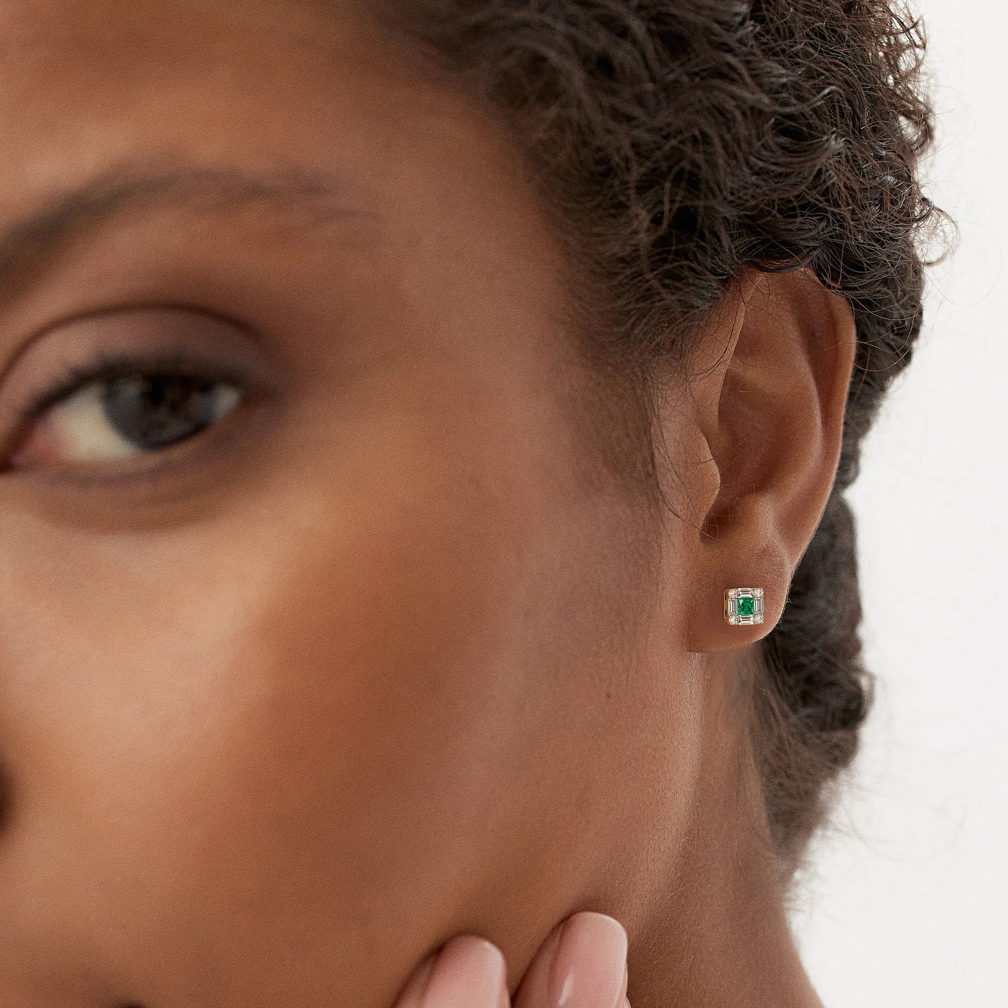 Princess Cut Emerald Stud Earrings With Diamond Halo - Image 7