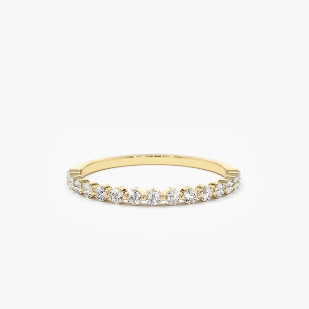 Round Diamond Shared Prong Wedding Ring