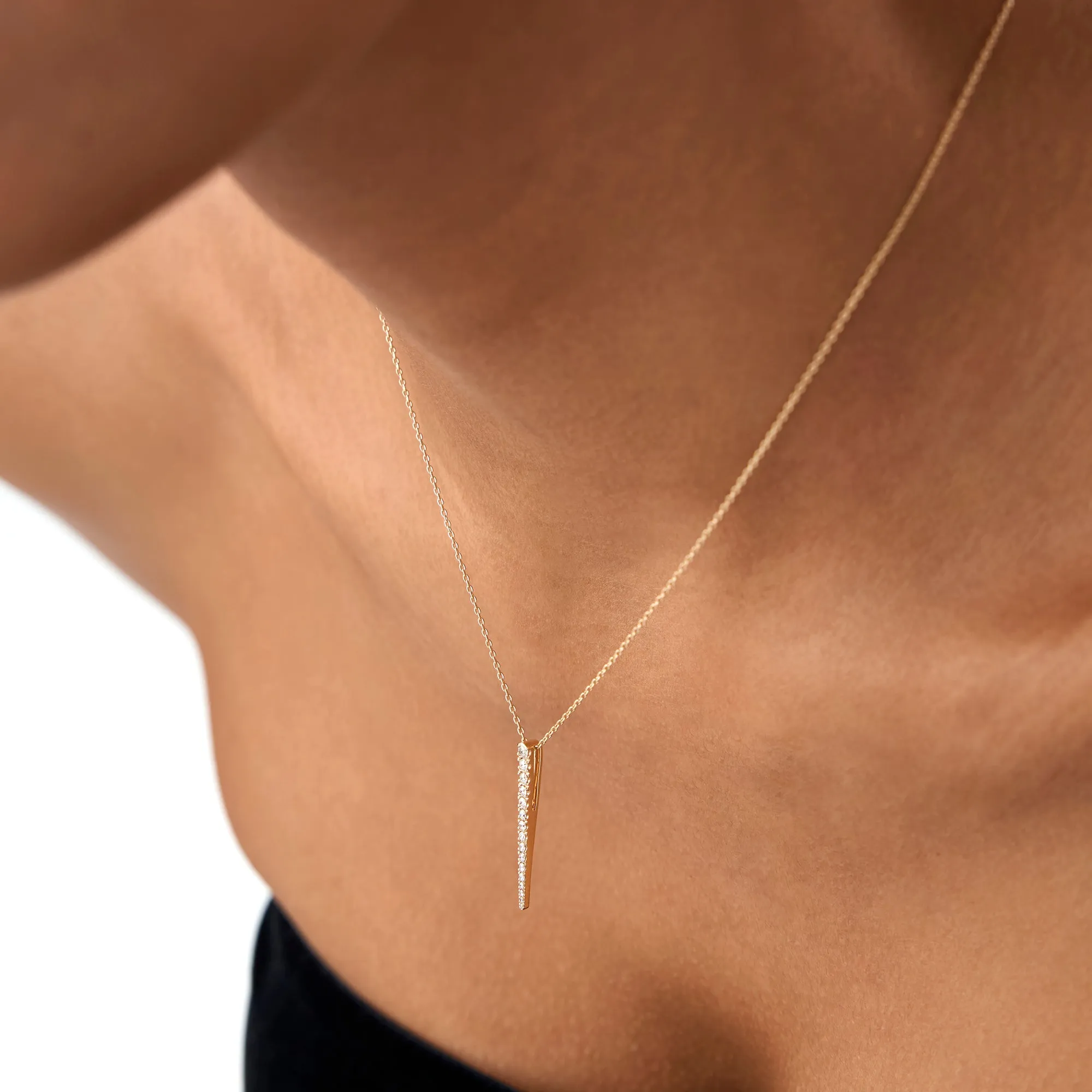 Tapered Diamond Bar Necklace - Image 3