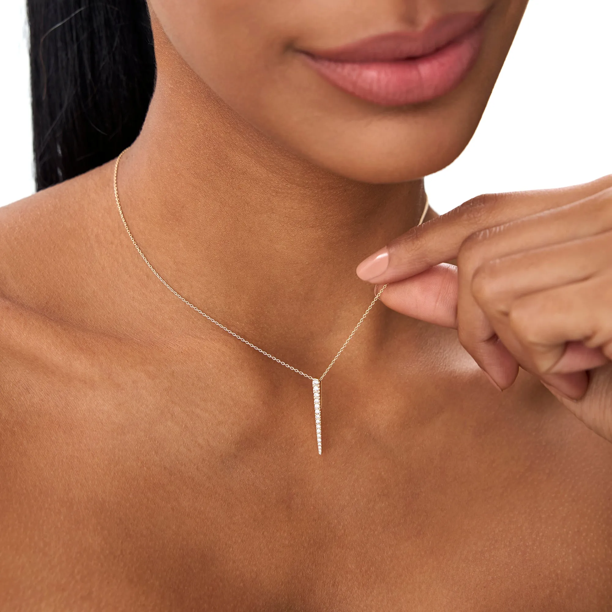 Tapered Diamond Bar Necklace - Image 5