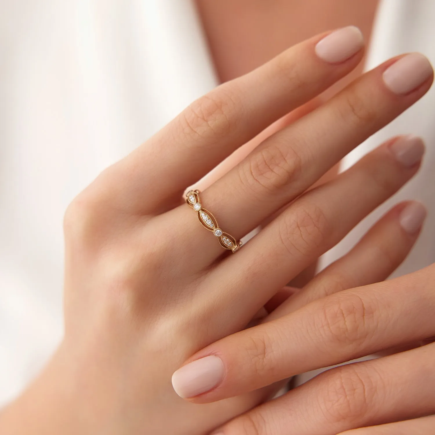 Vintage Art Deco Diamond Eternity Wedding Ring - Image 4